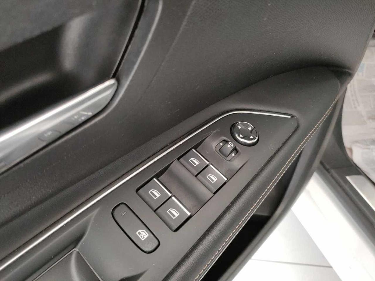 Peugeot Peugeot 3008 usata, con Tettuccio apribile