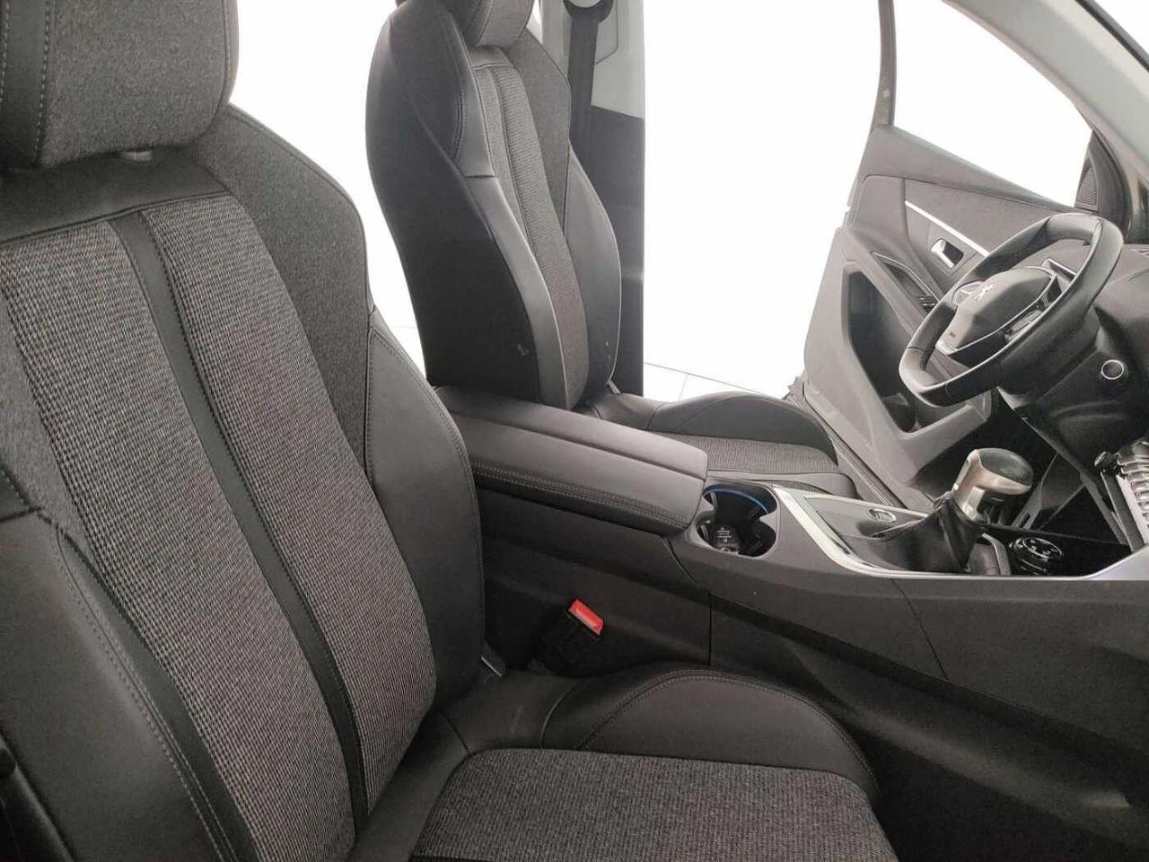 Peugeot Peugeot 3008 usata, con GPS