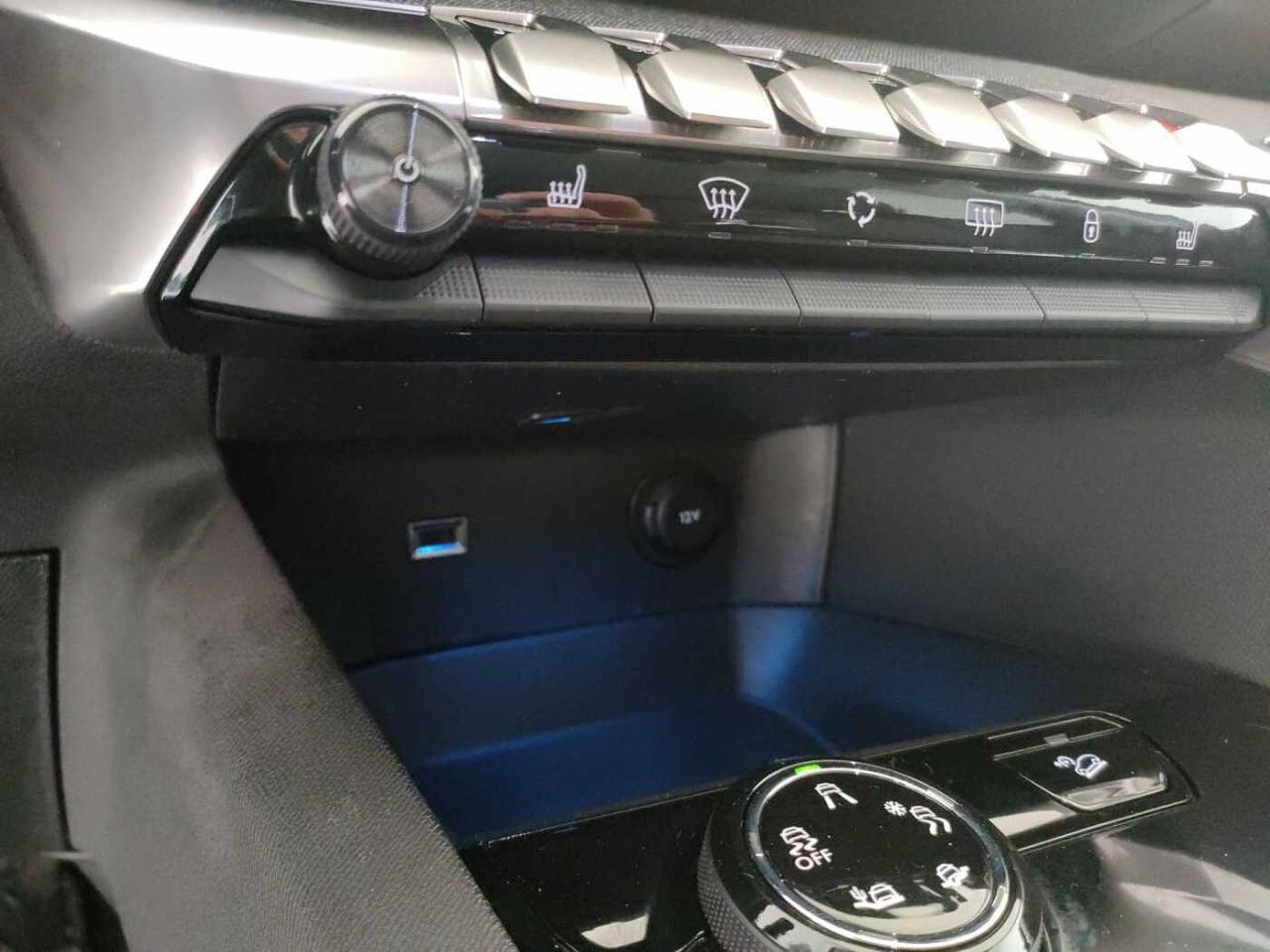 Peugeot Peugeot 3008 usata 23