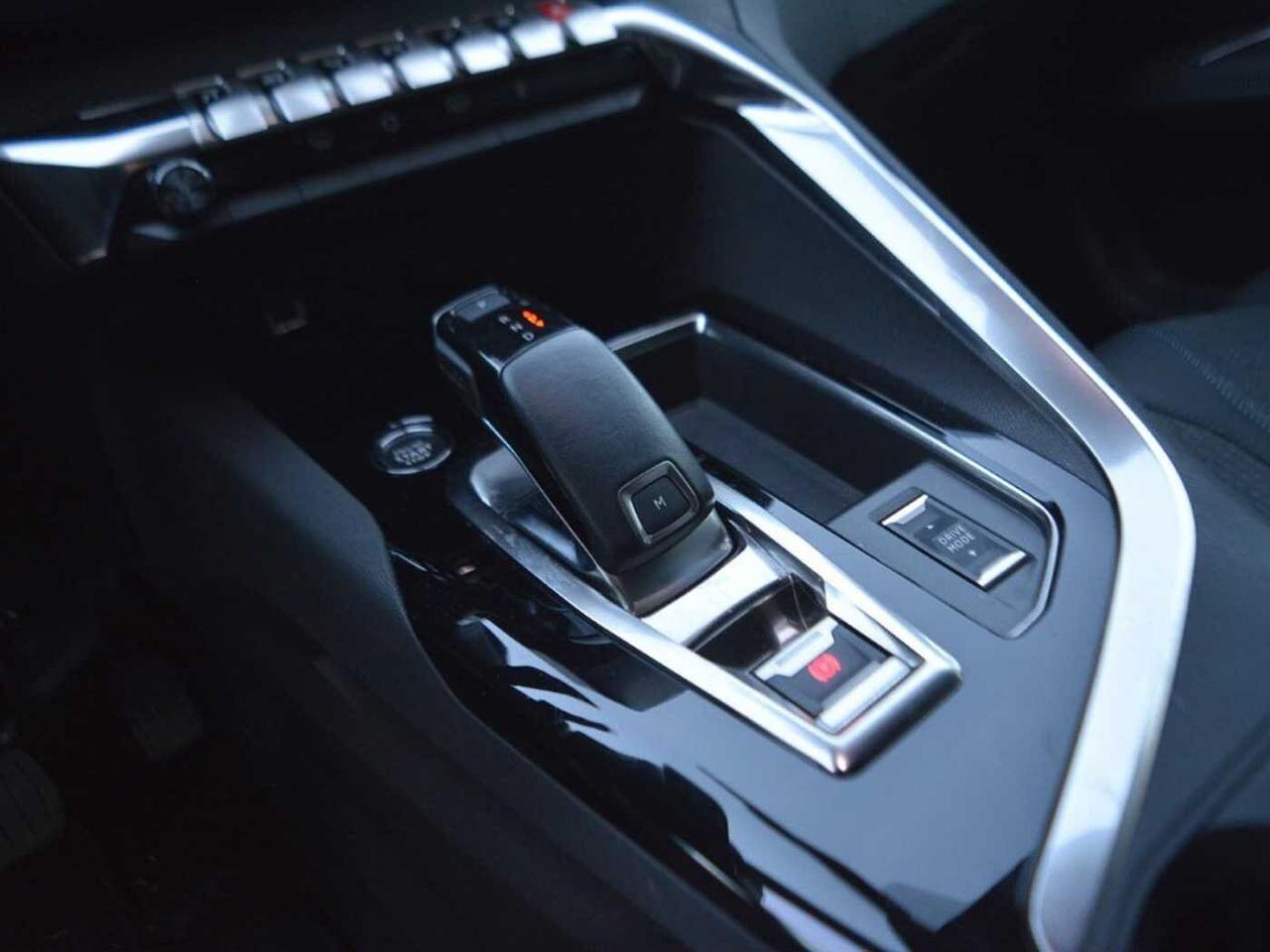 Peugeot Peugeot 3008 usata, con Caricabatterie di bordo da 7,4 kW