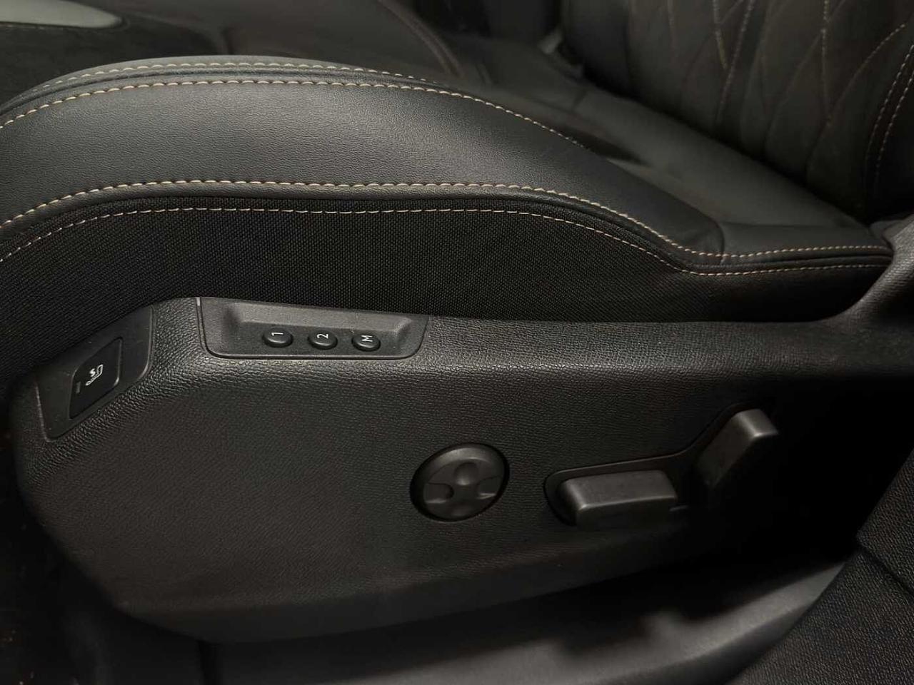 Peugeot Peugeot 3008 usata, con Isofix