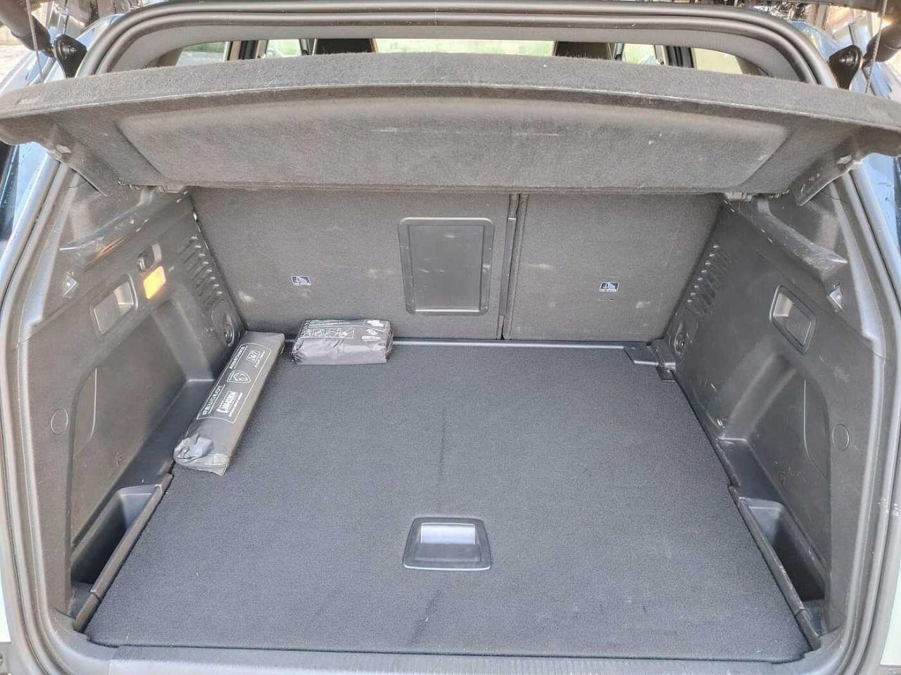 Peugeot Peugeot 3008 usata, con GPS