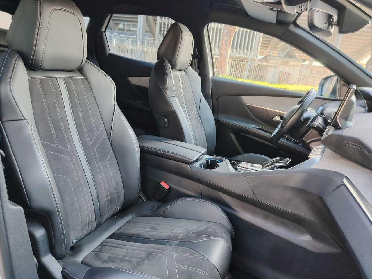 Peugeot Peugeot 3008 usata 21