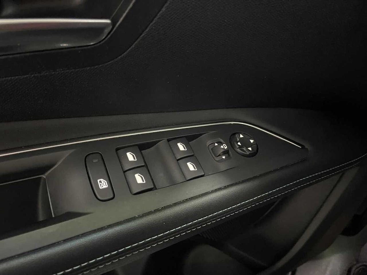 Peugeot Peugeot 3008 usata, con Caricabatterie di bordo da 11 kW