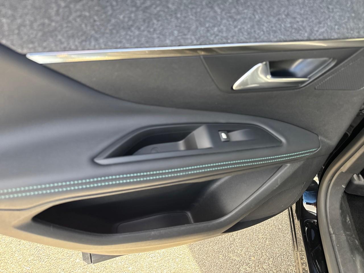 Peugeot Peugeot 3008 usata, con Rivestimento interno