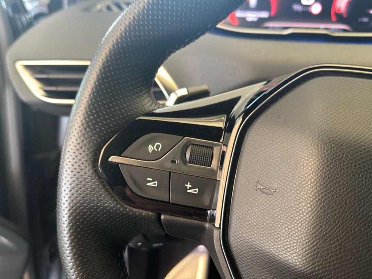 Peugeot Peugeot 3008 usata 12