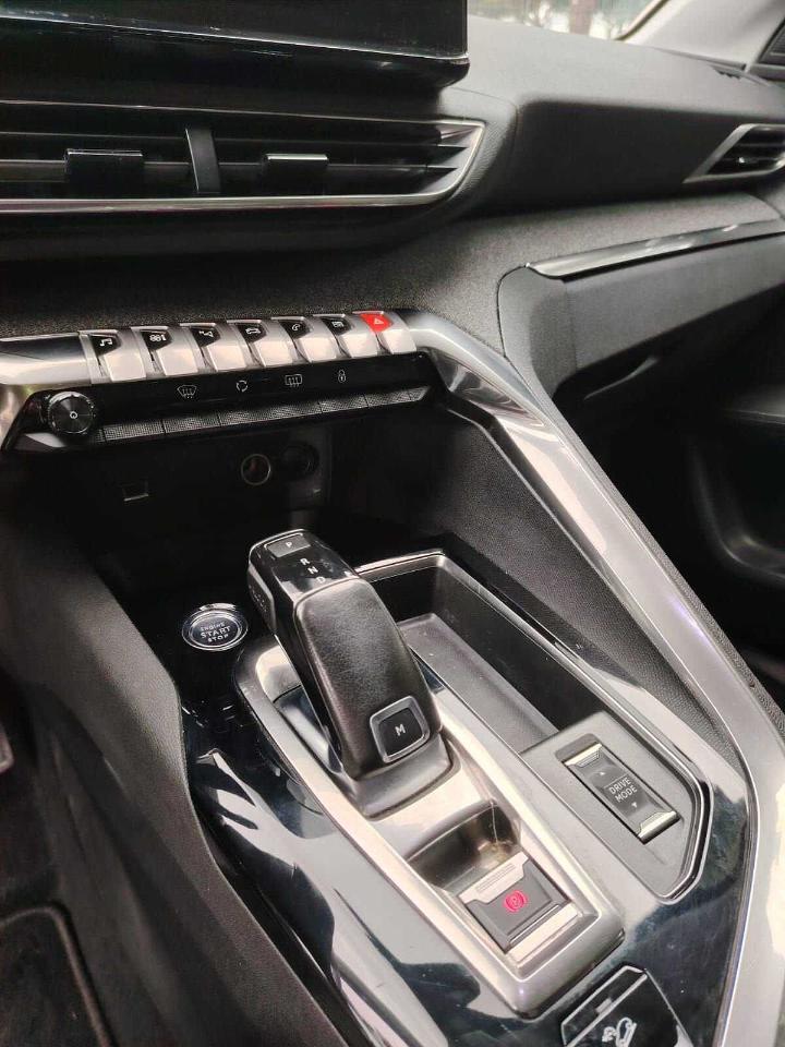 Peugeot Peugeot 3008 usata 8