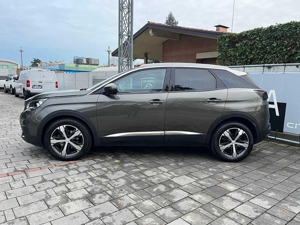 Peugeot Peugeot 3008 usata 9