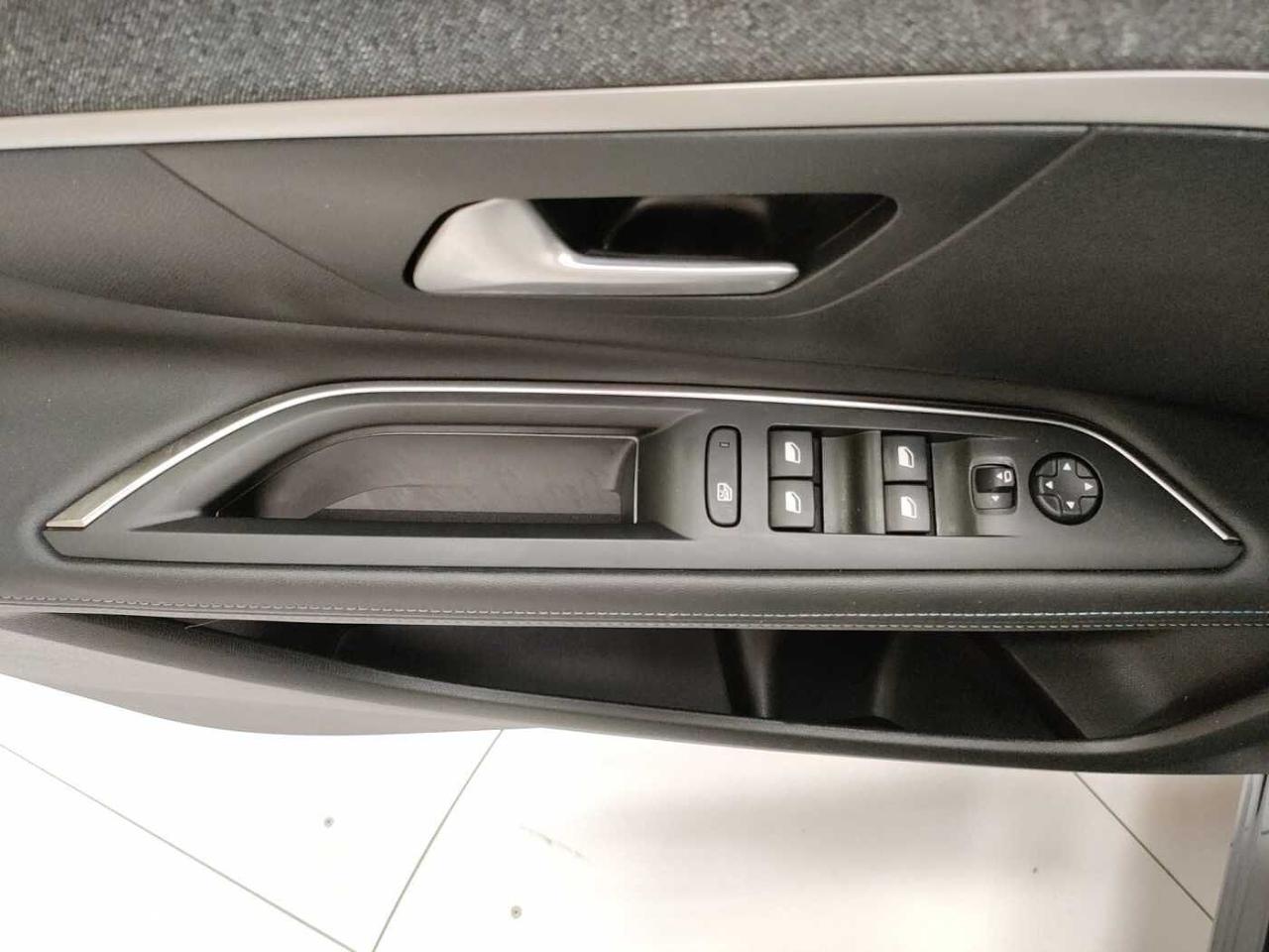 Peugeot Peugeot 3008 usata 16