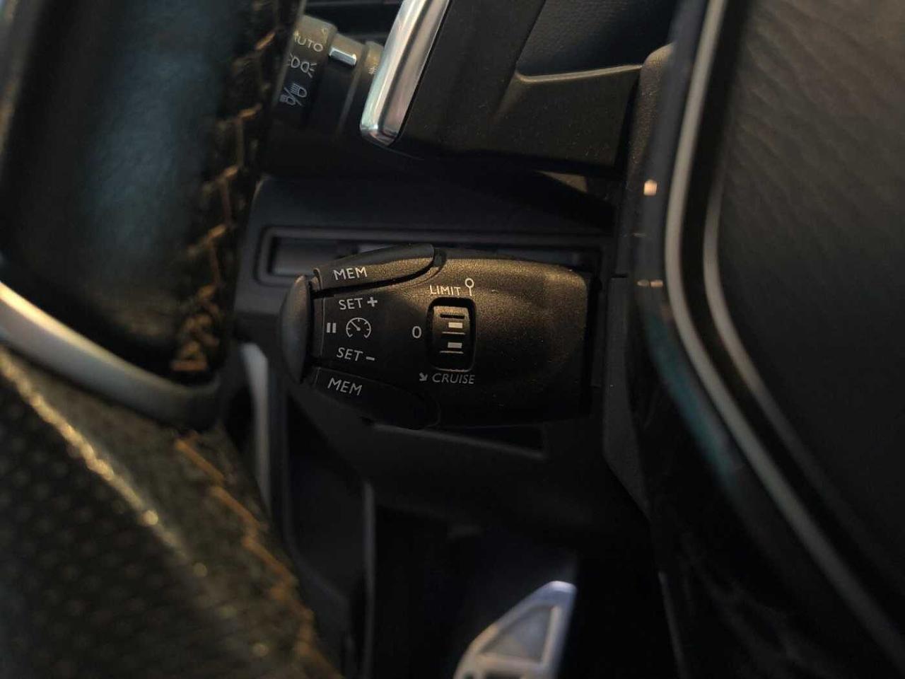 Peugeot Peugeot 3008 usata 9