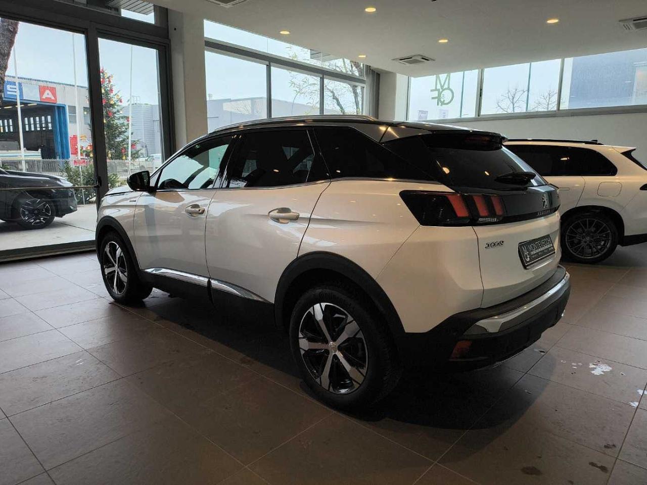 Peugeot Peugeot 3008 usata 11