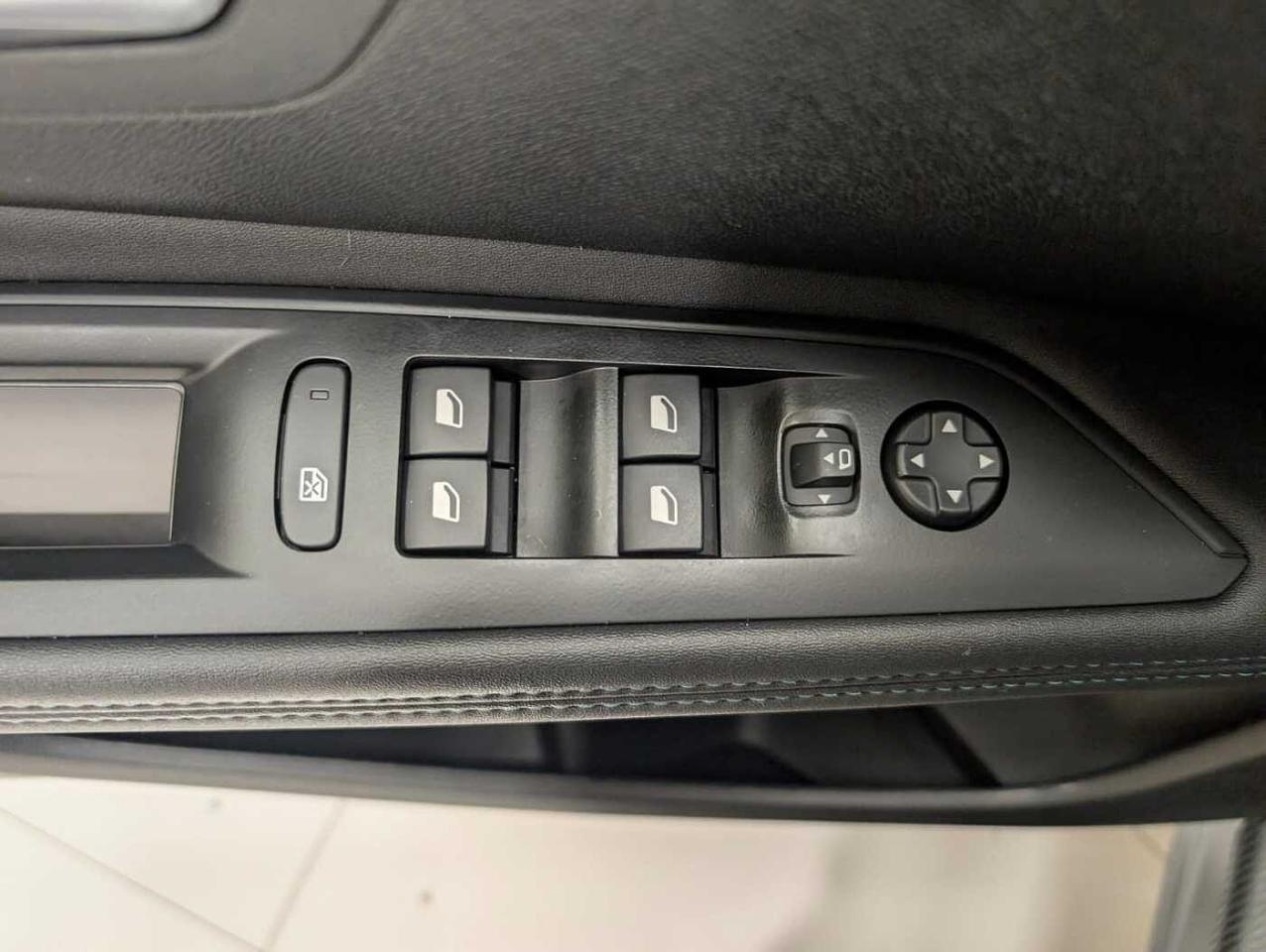 Peugeot Peugeot 3008 usata 21