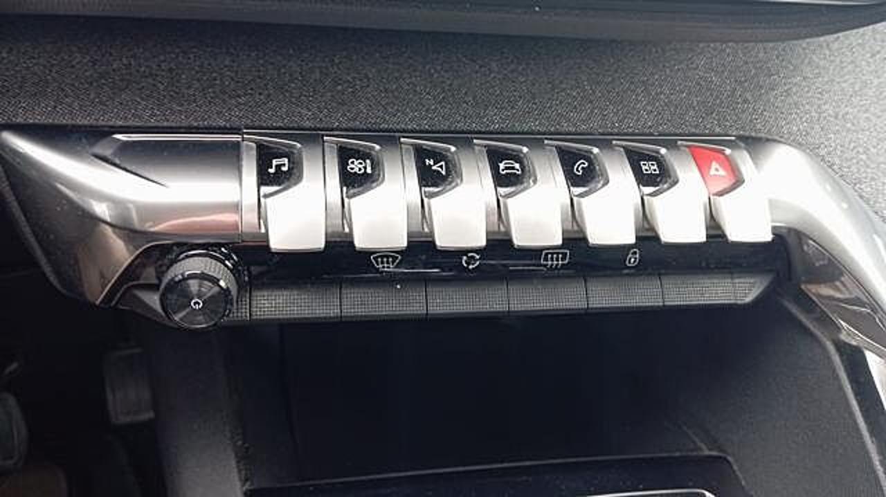 Peugeot Peugeot 3008 usata 23