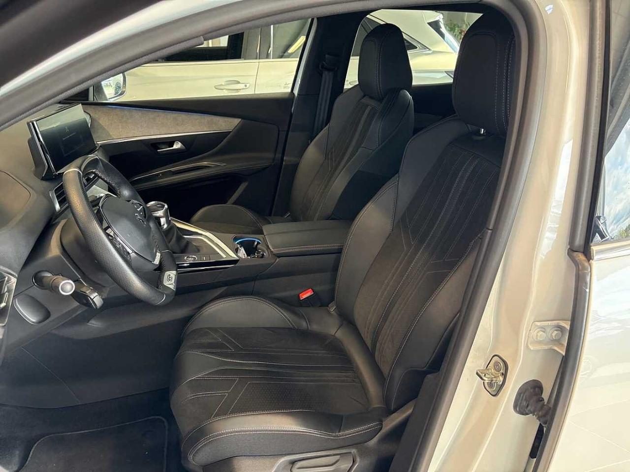 Peugeot Peugeot 3008 usata 9