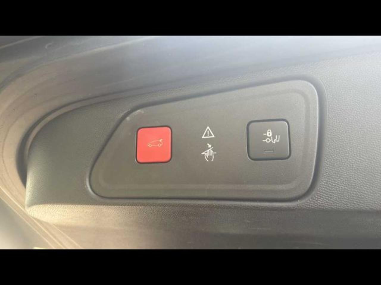 Peugeot Peugeot 3008 usata 12