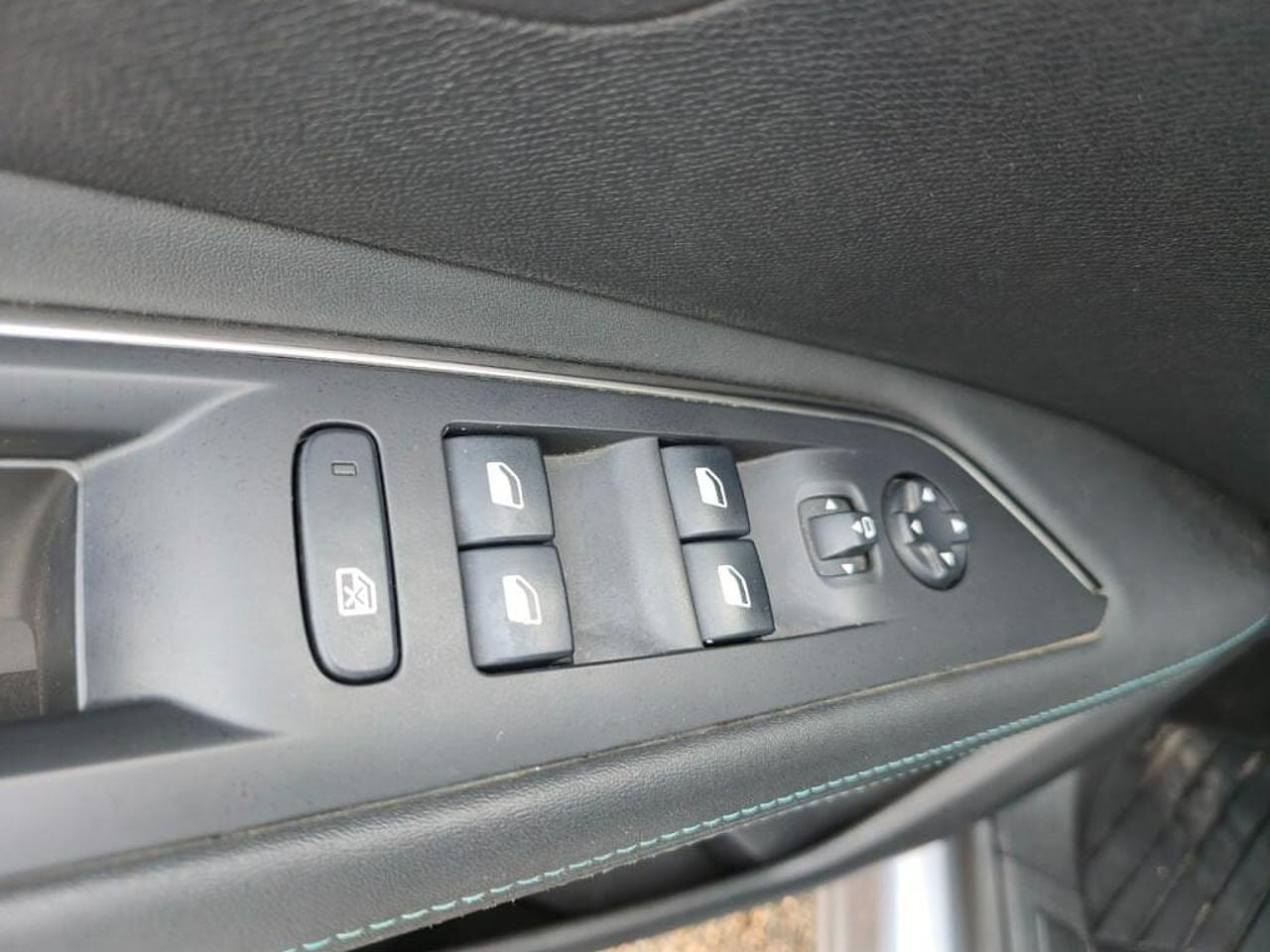 Peugeot Peugeot 3008 usata 10