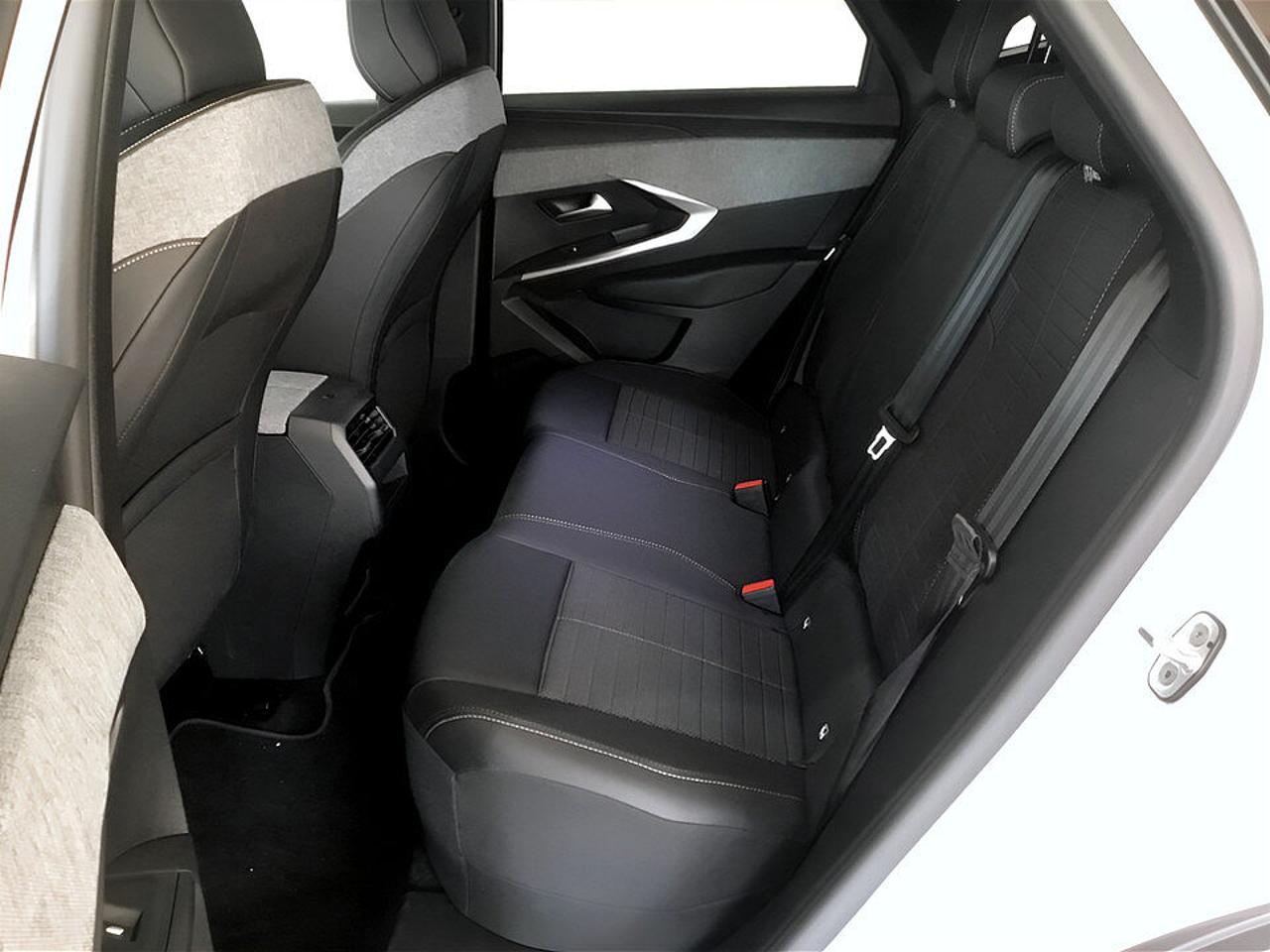 Peugeot Peugeot 3008 usata 6