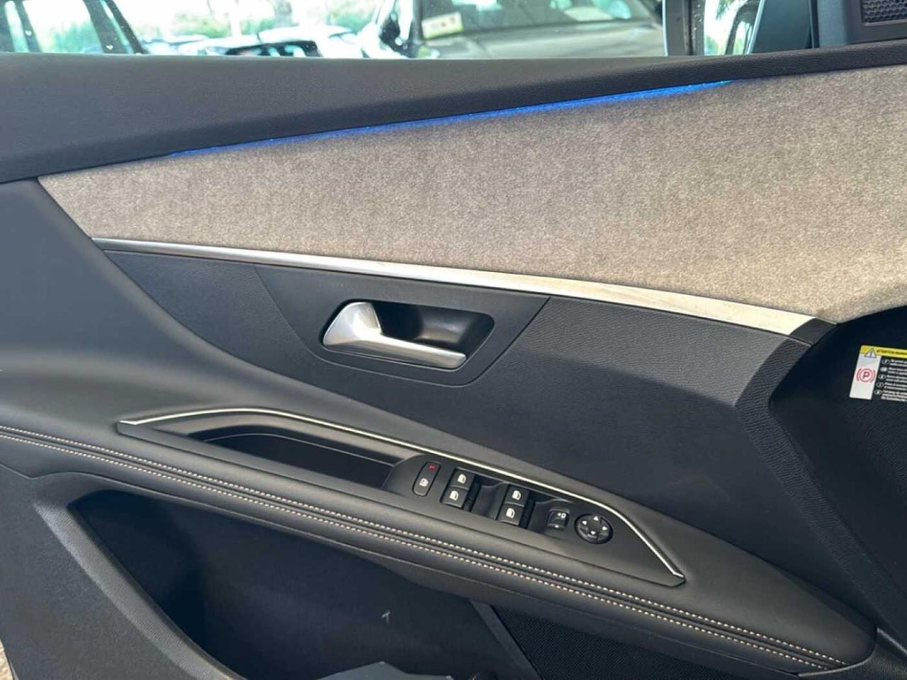 Peugeot Peugeot 3008 usata 8