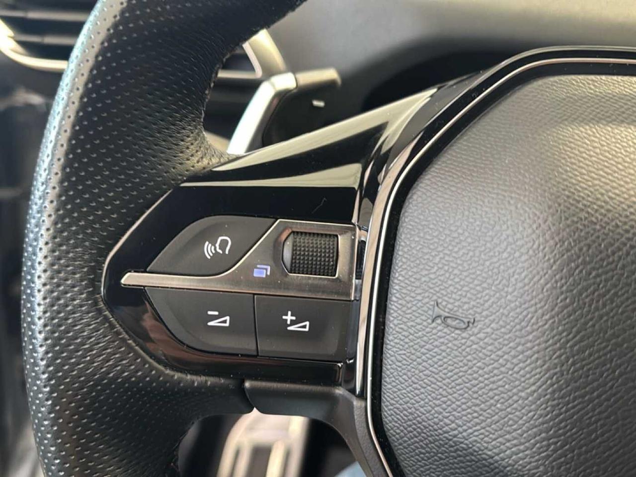 Peugeot Peugeot 3008 usata 12