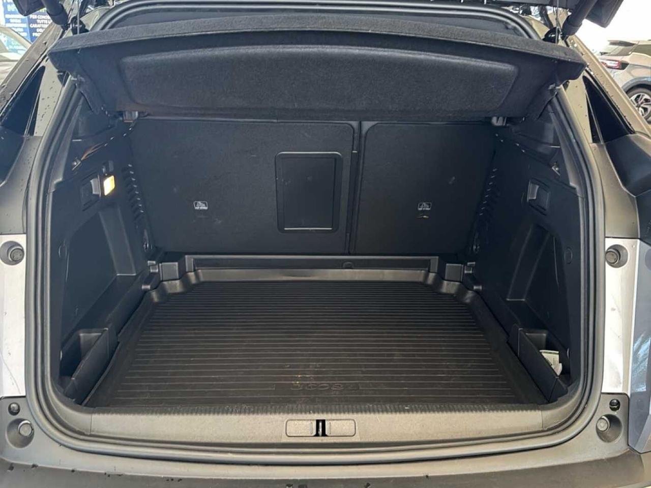 Peugeot Peugeot 3008 usata 14