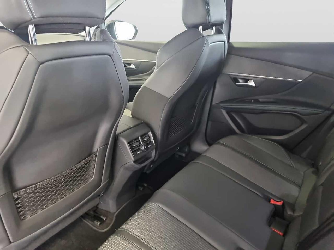 Peugeot 3008 - Foto 4