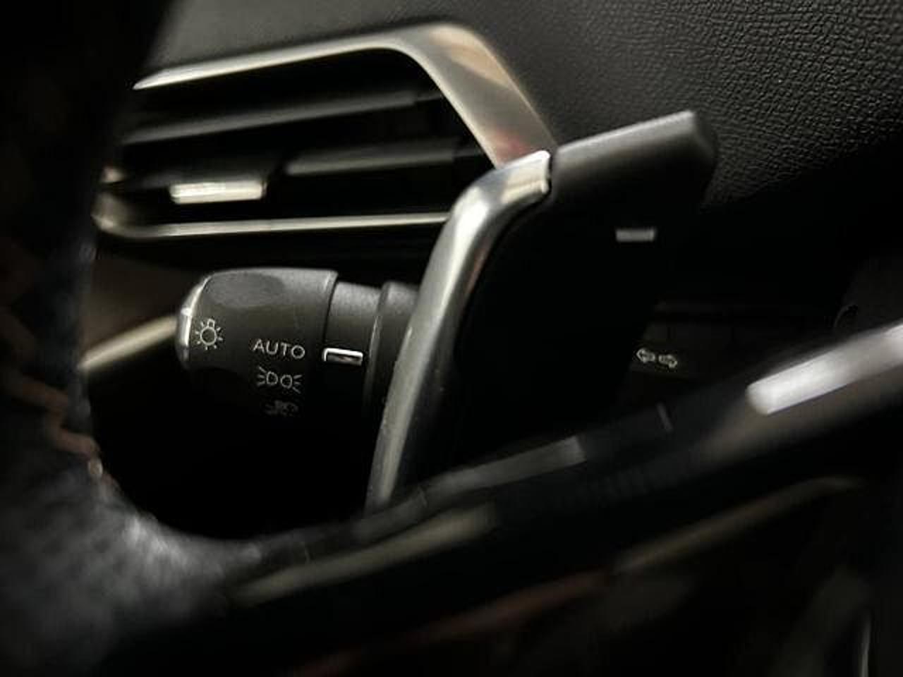 Peugeot Peugeot 3008 usata 12