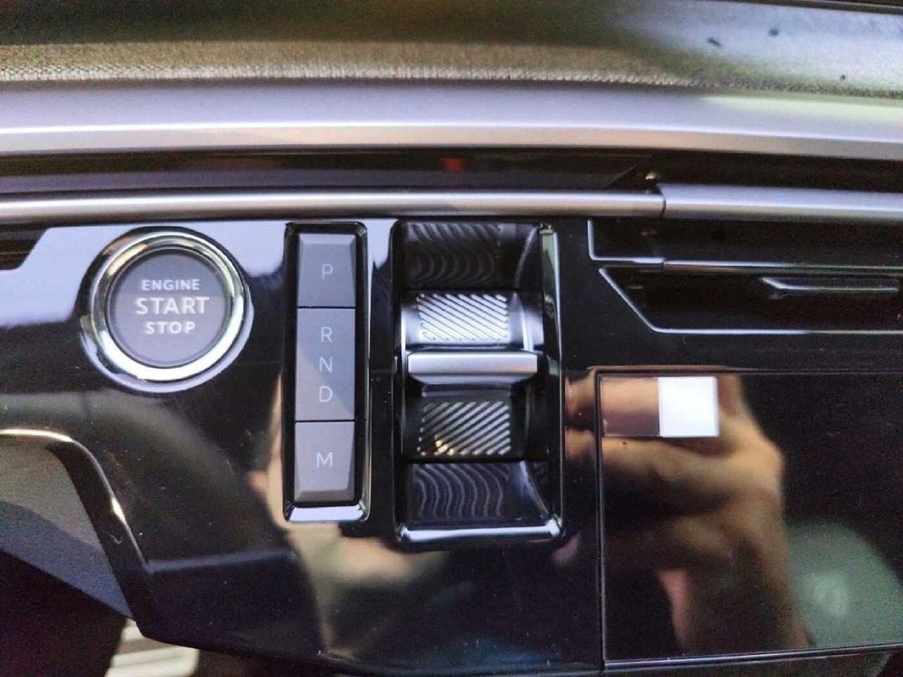 Peugeot Peugeot 3008 usata 9