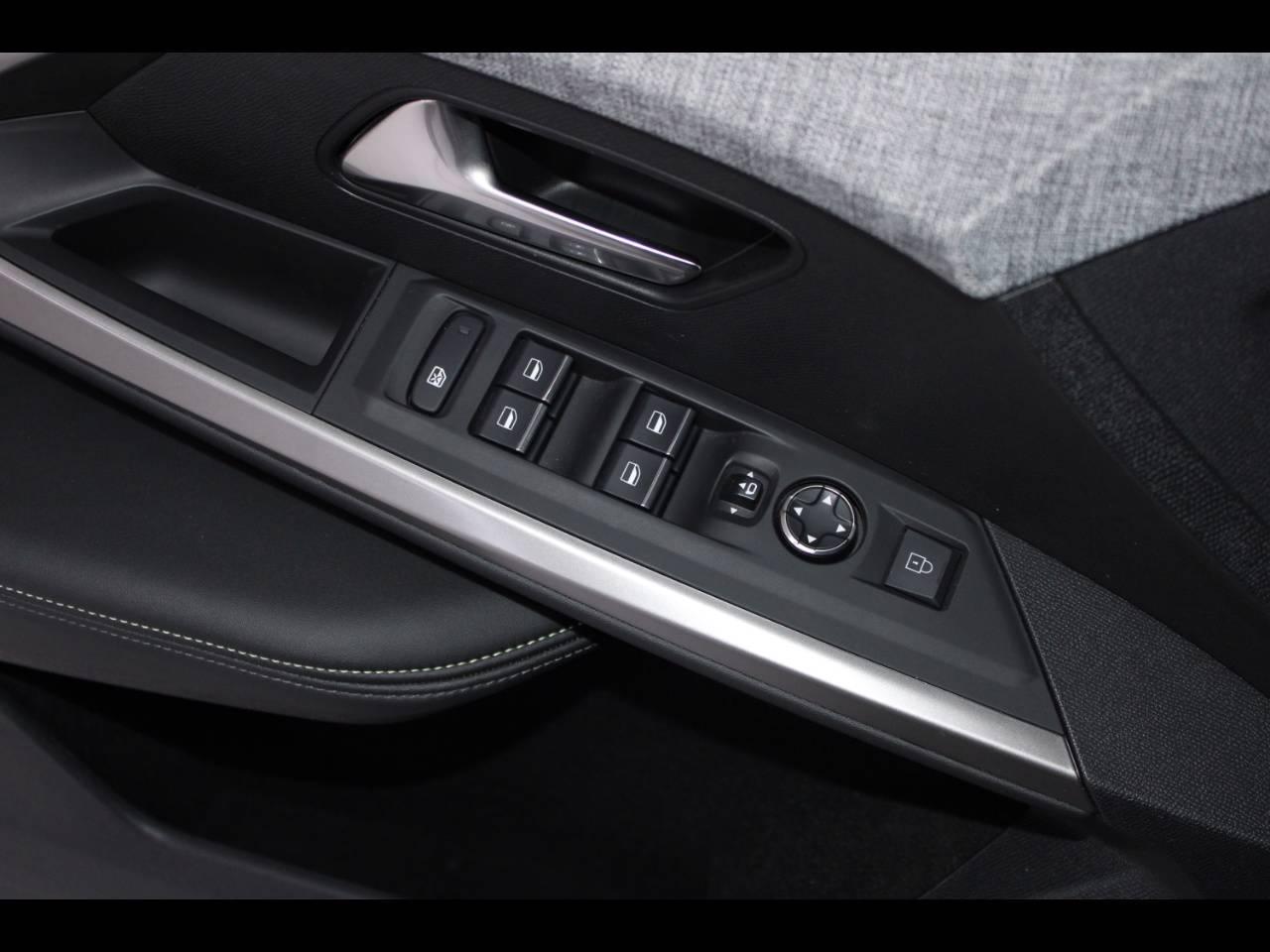 Peugeot Peugeot 3008 usata 8