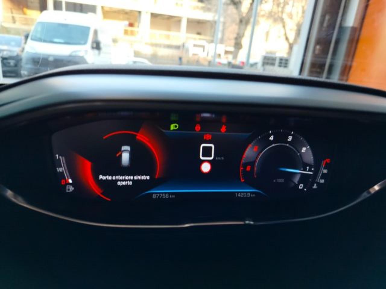 Peugeot Peugeot 3008 usata 9