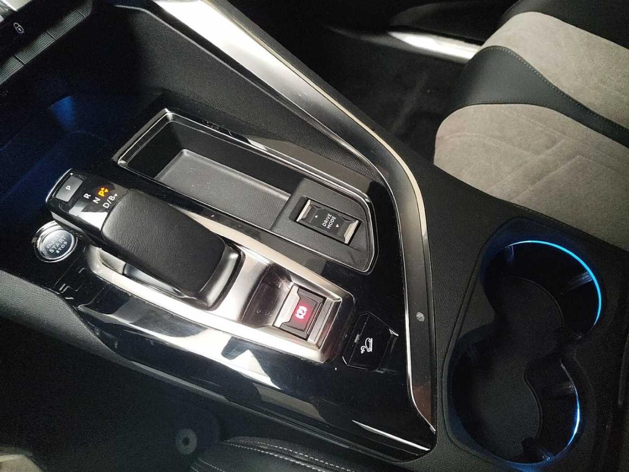 Peugeot Peugeot 3008 usata 13