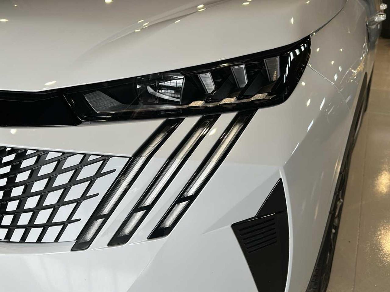 Peugeot 3008 - Foto 2
