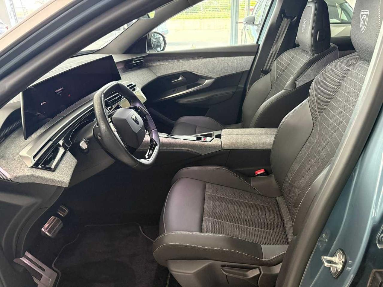 Peugeot 3008 - Foto 2