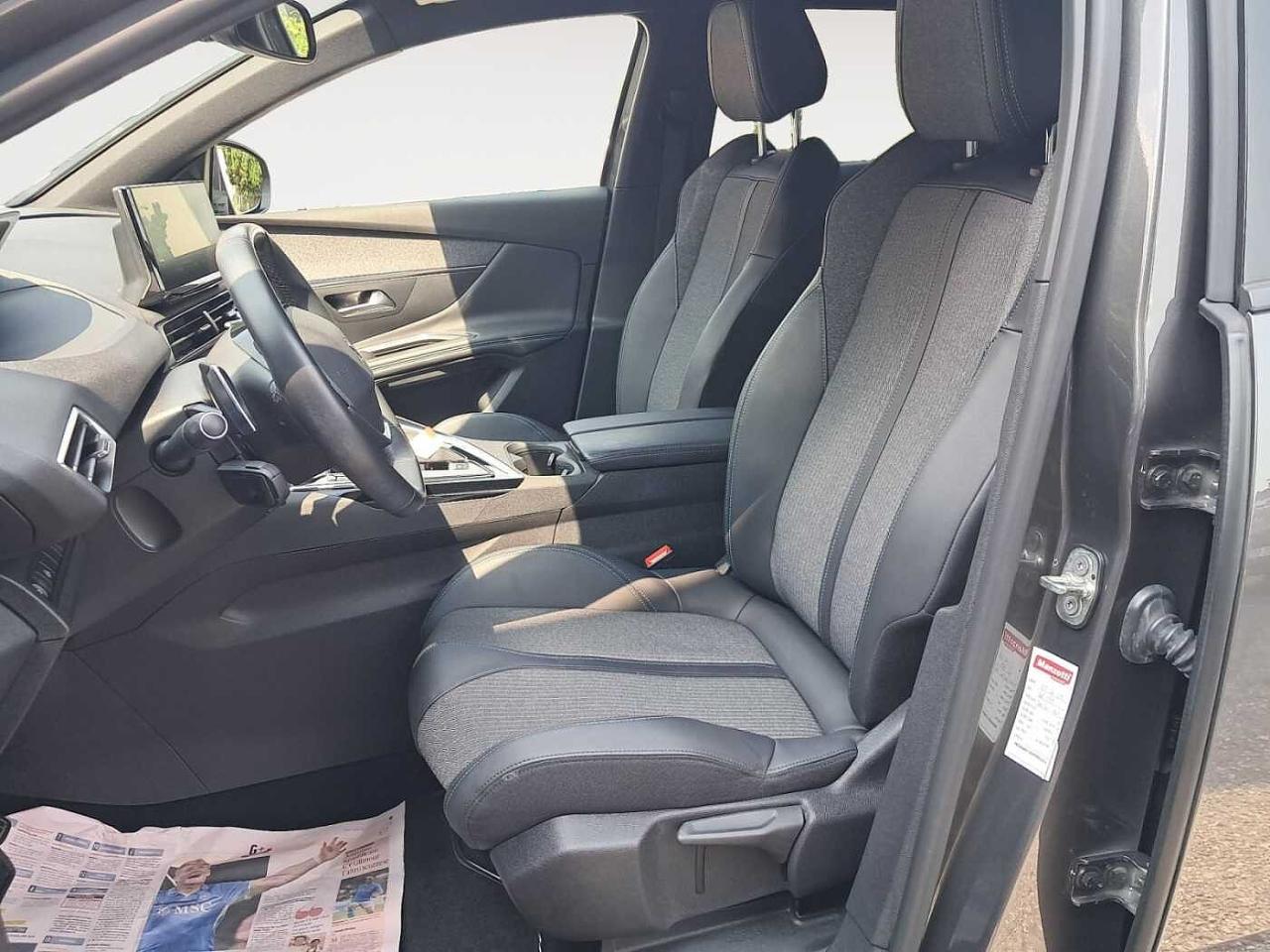 Peugeot 3008 - Foto 3