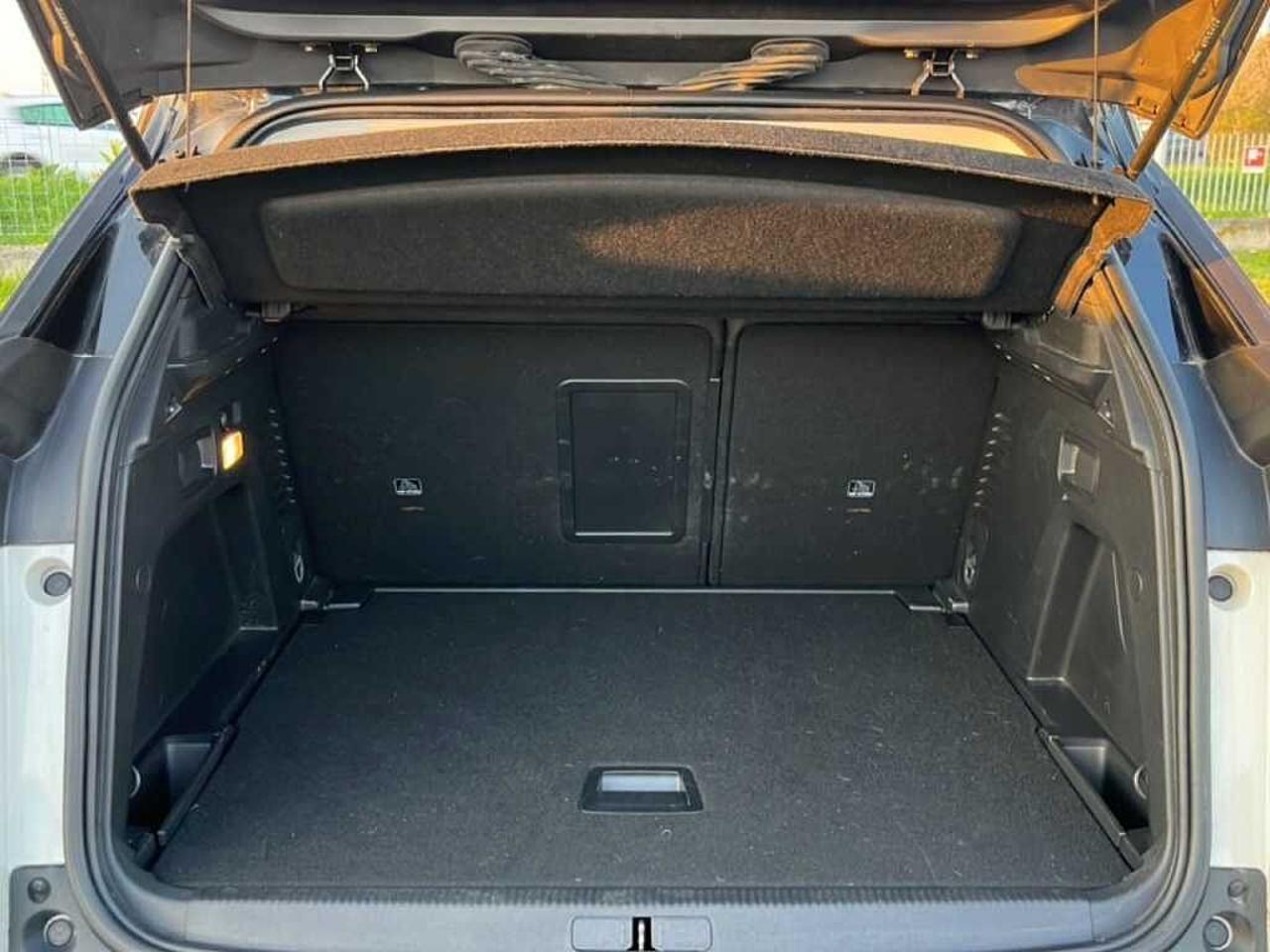 Peugeot Peugeot 3008 usata 12