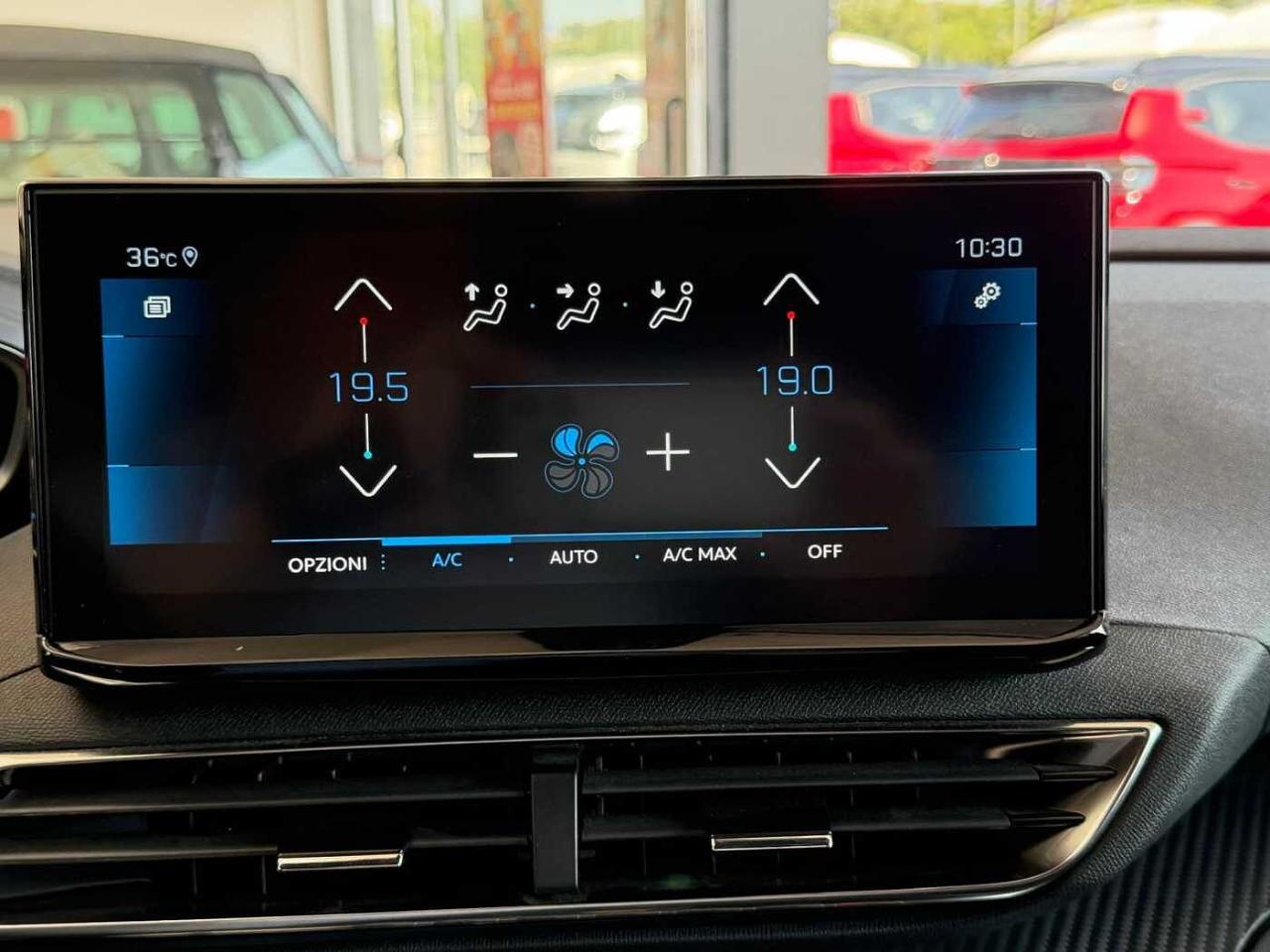 Peugeot Peugeot 3008 usata 9