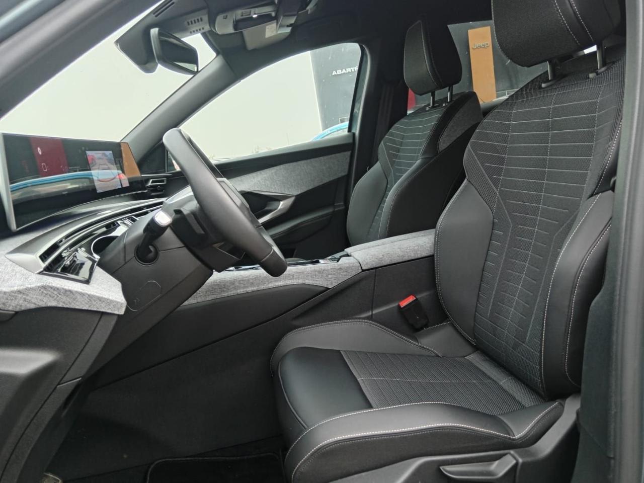 Peugeot 3008 - Foto 2