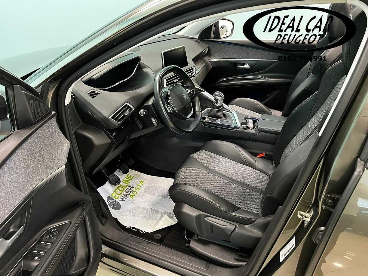 Peugeot Peugeot 3008 usata 17