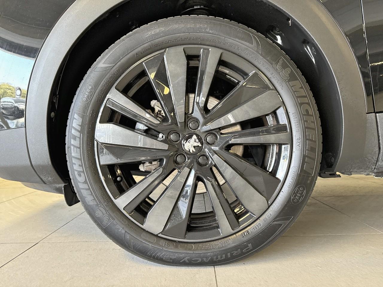 Peugeot 3008 - Foto 3