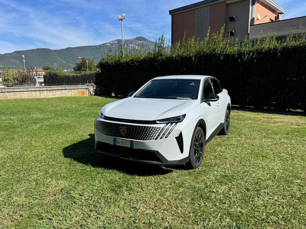 Peugeot 3008 3008 nuova allure - hybrid 145 e-dcs6 
