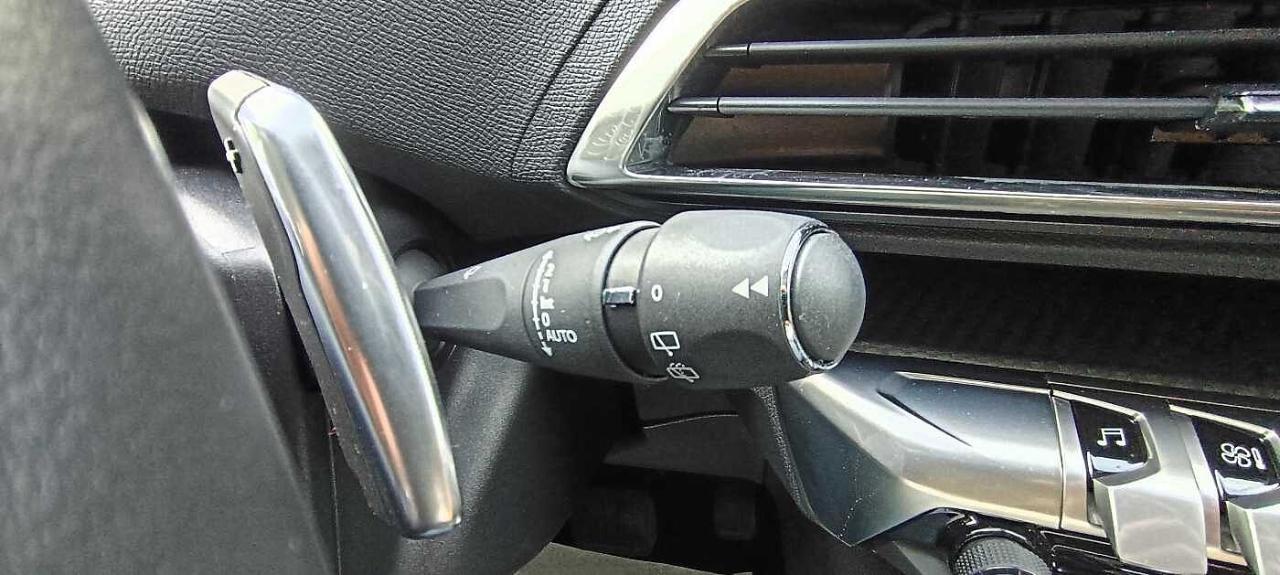 Peugeot Peugeot 3008 usata 17