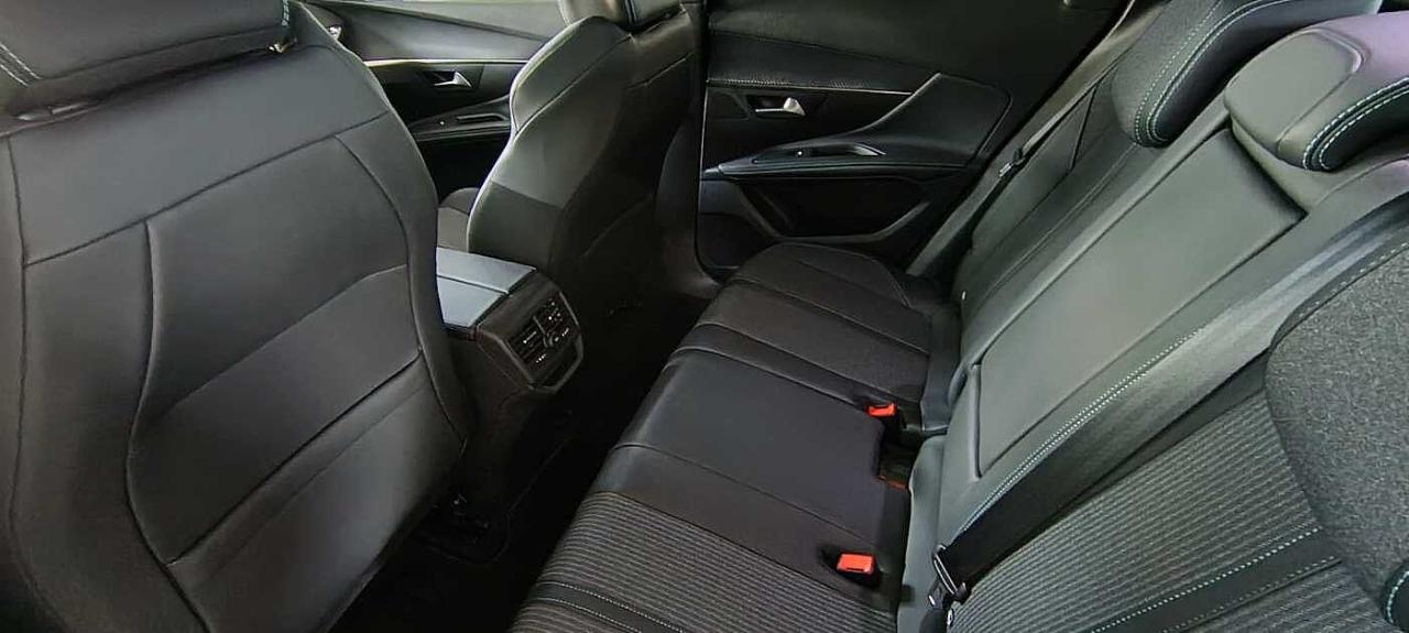 Peugeot Peugeot 3008 usata 27