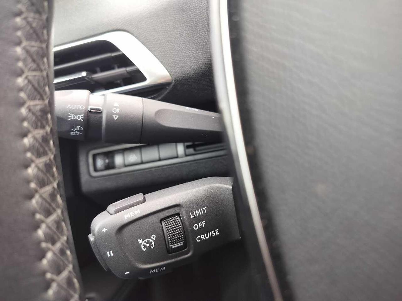 Peugeot Peugeot 3008 usata 12