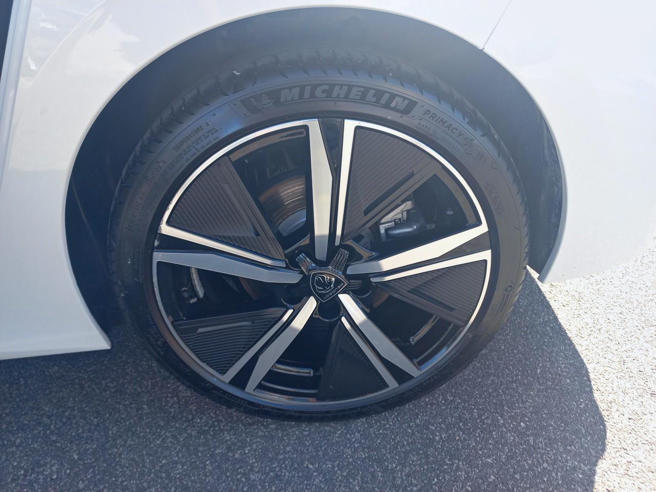 Peugeot Peugeot 308 usata, con 4 freni a disco con 2 dischi ventilati