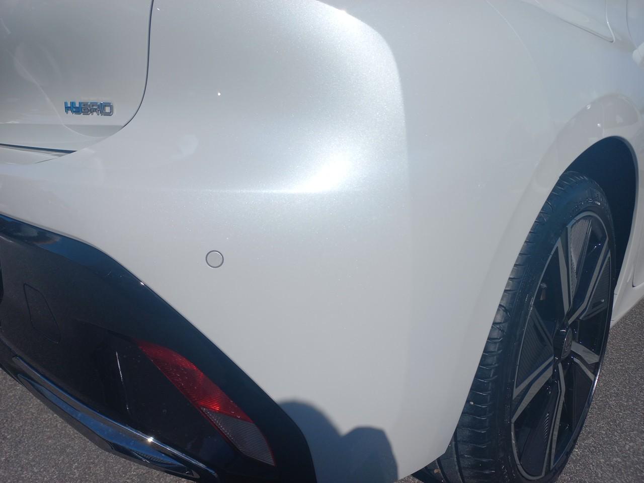 Peugeot Peugeot 308 usata, con aria condizionata controllata a distanza via telefono, climatizzazione programmabile a distanza, 999, include riscaldamento e include raffreddamento