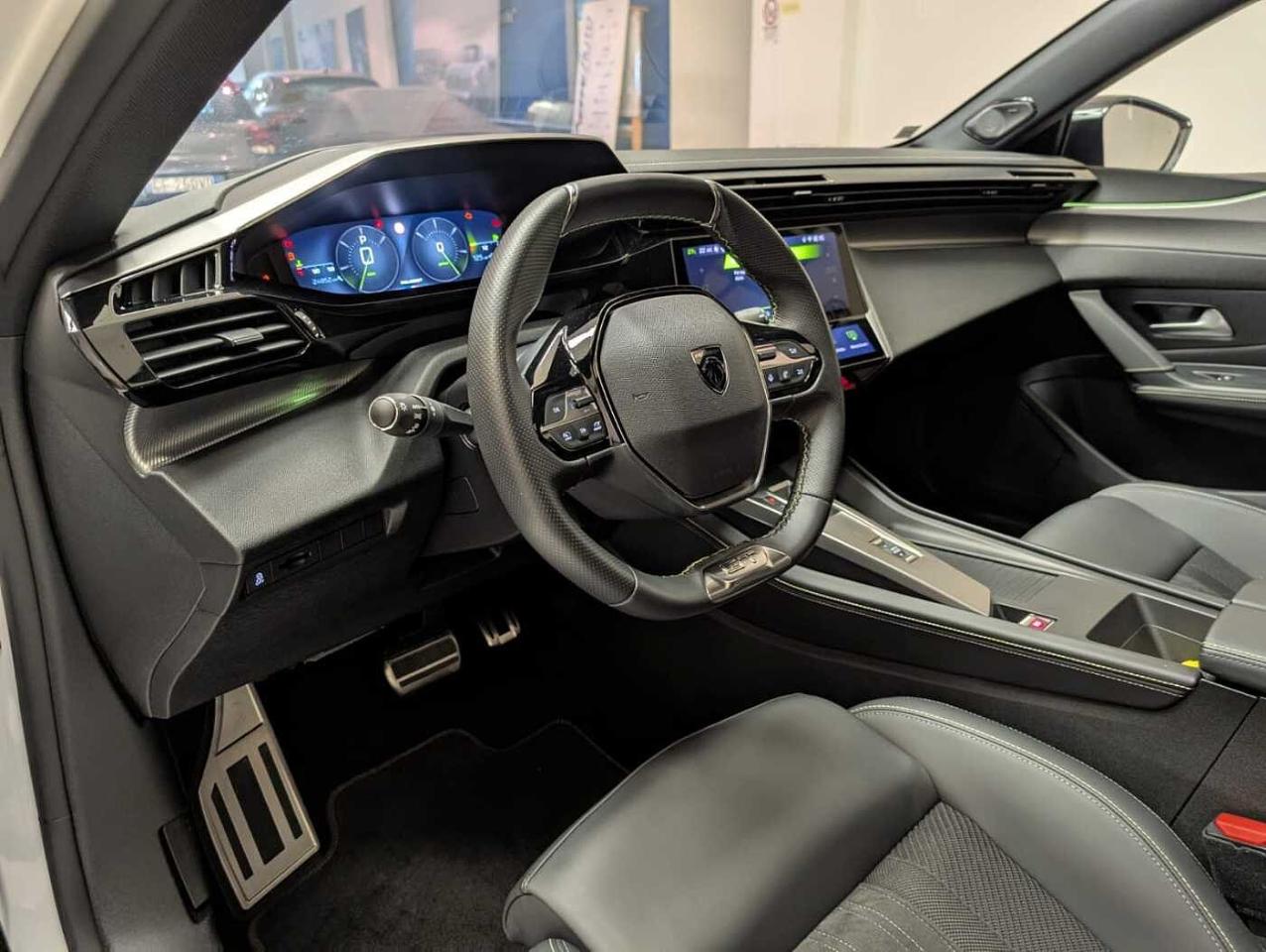 Peugeot Peugeot 308 usata, con 3d connected navigation con peugeot connect sos & assistance