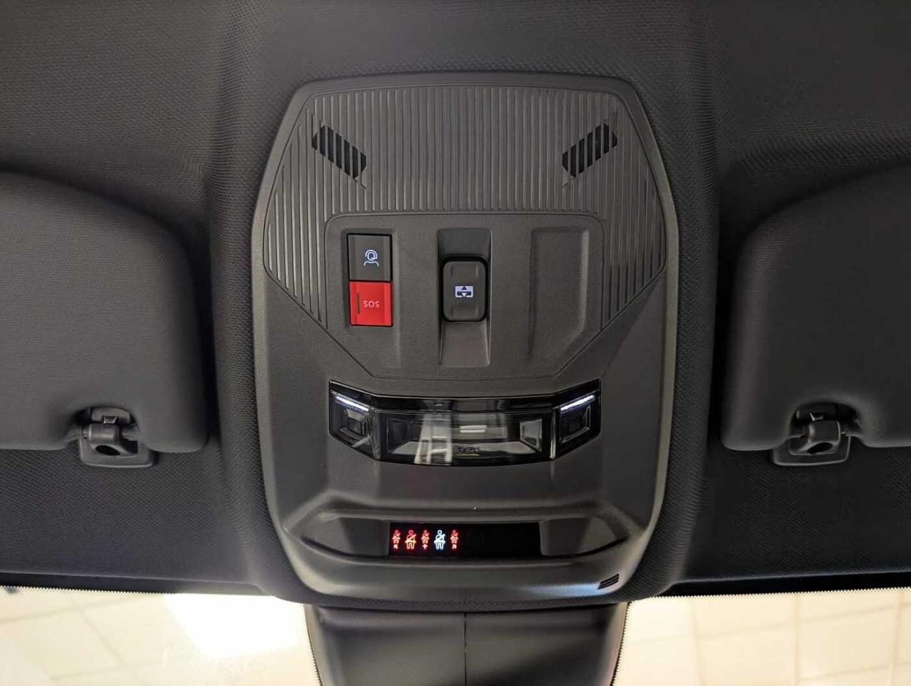 Peugeot Peugeot 308 usata, con alzacristalli anteriori e posteriori elettrici sequenziali con funzione antipizzicamento