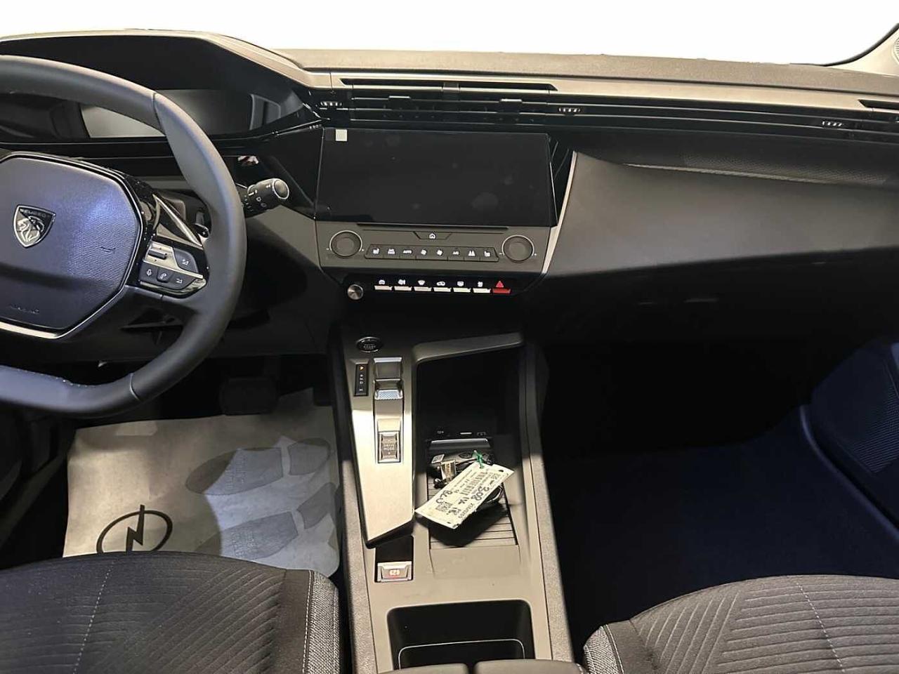 Peugeot Peugeot 308 usata, con fascione posteriore nero lucido