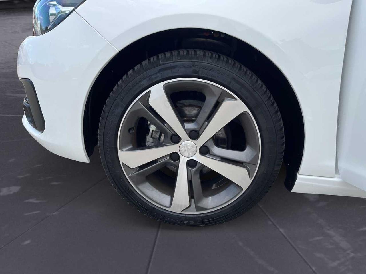Peugeot Peugeot 308 usata, con 5 sedili