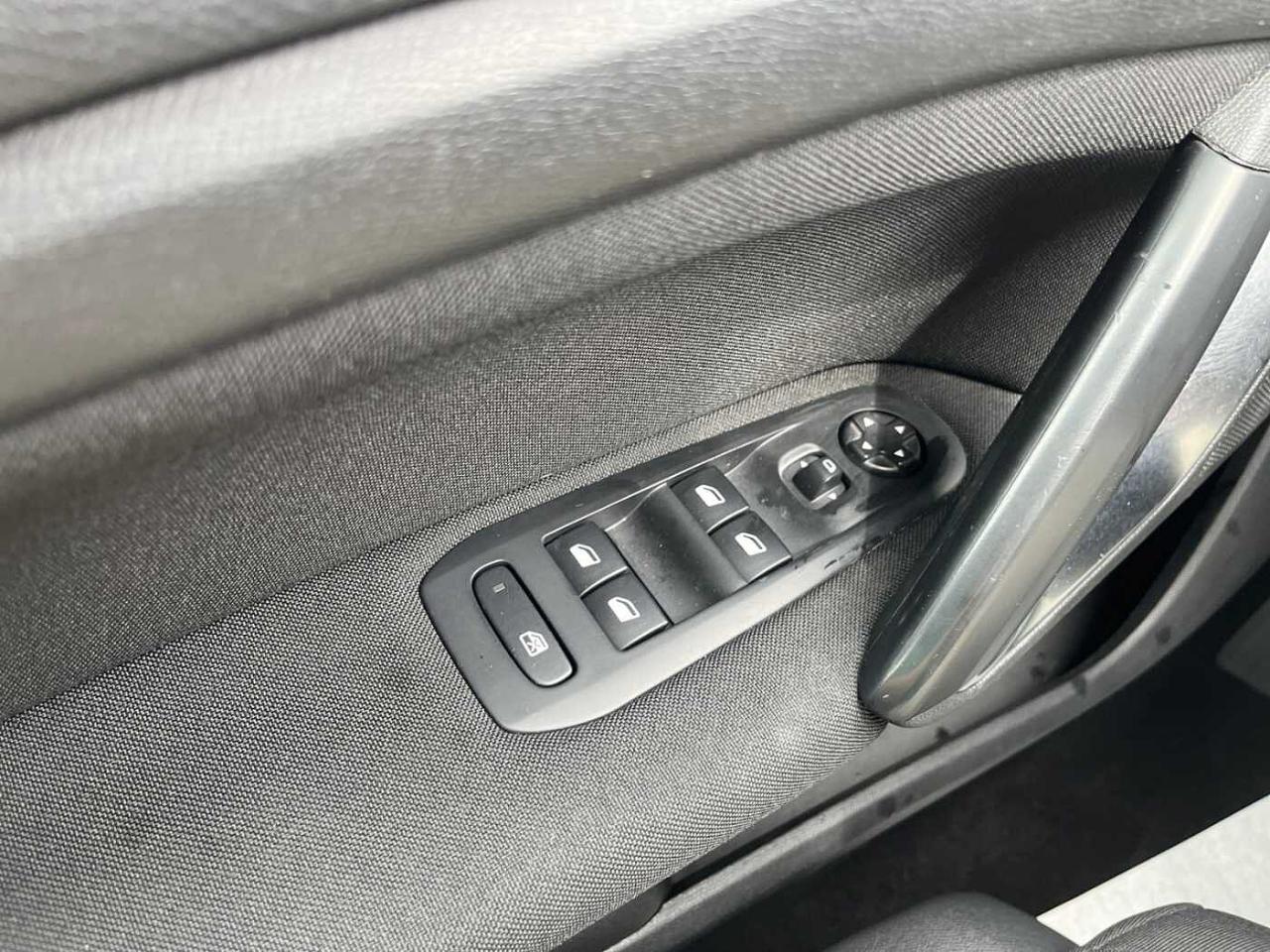 Peugeot Peugeot 308 usata, con bluetooth