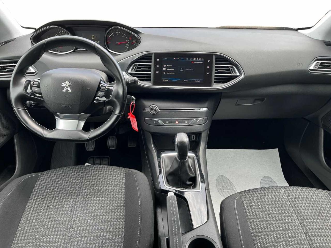 Peugeot Peugeot 308 usata, con digital cockpit